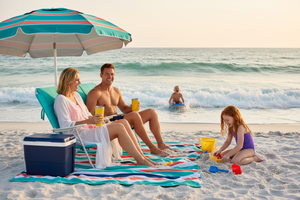 Beach Essentials & Outdoor Fun