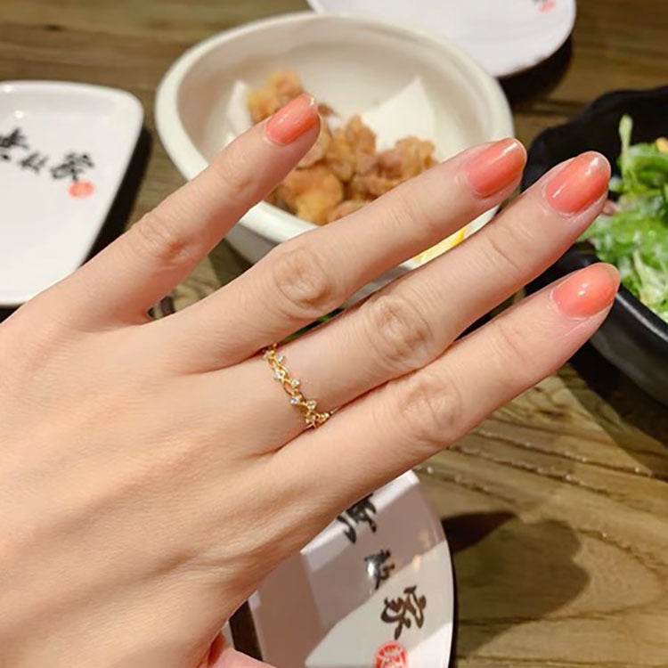 Chic Sterling Silver Ring