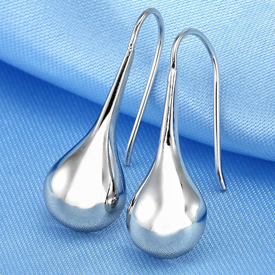 Elegant Tear Drop Silver Earrings